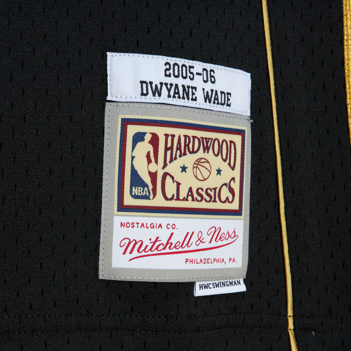 Jersey Mitchell & Ness NBA Negro/Dorado Swingman Heat 2005 Dwyane Wade