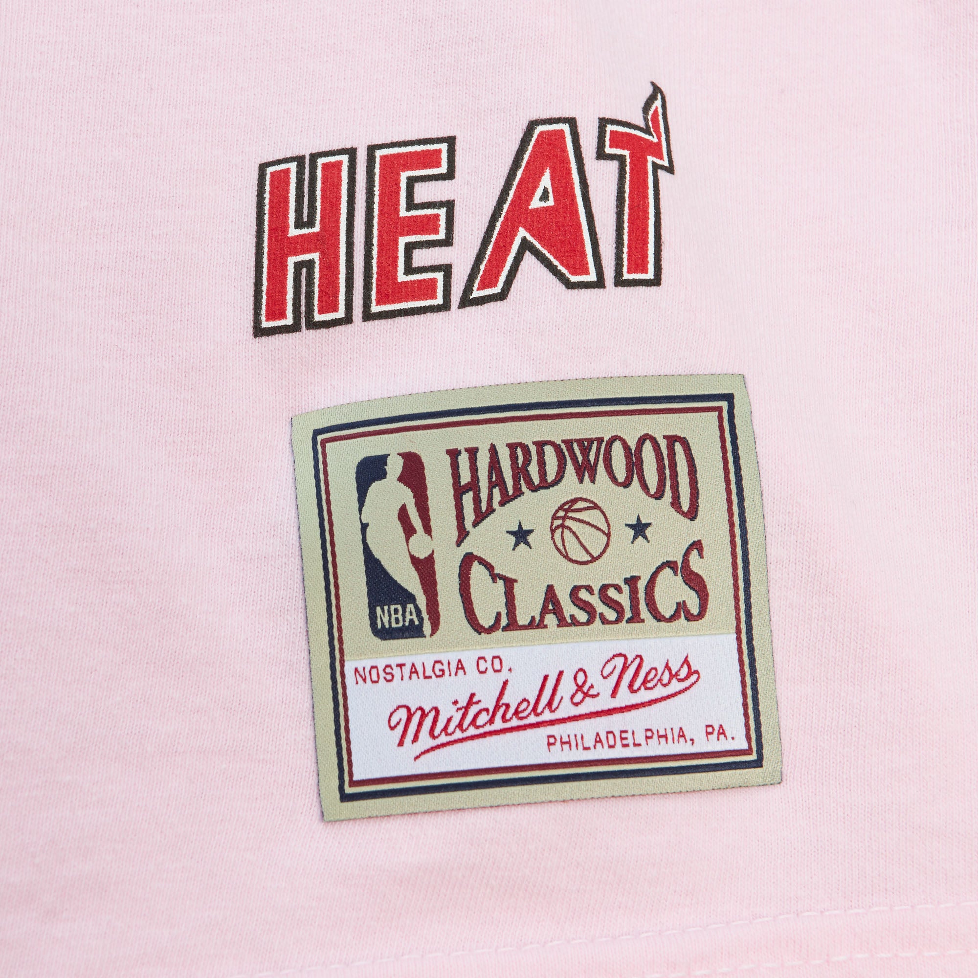 Playera NBA Sidewalk Sketch Ls Tee Hwc Heat
